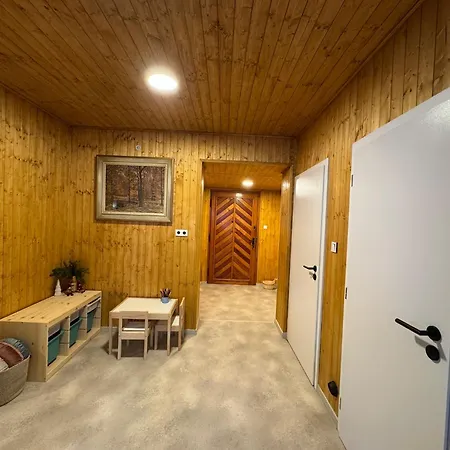 Chaloupka Prichovice بيت للعطل Kořenov