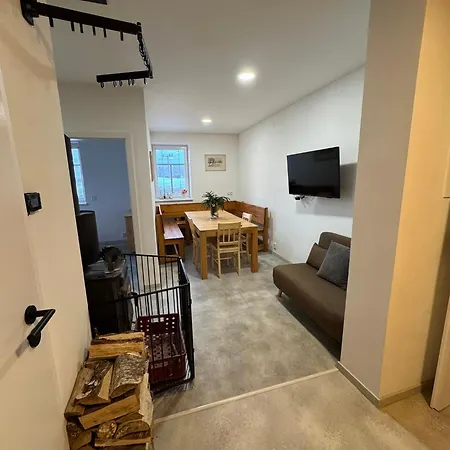 Chaloupka Prichovice Korenov